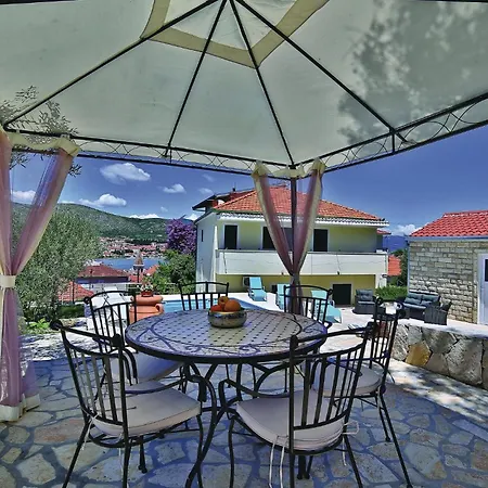 Lovely In With House Sea View Trogir