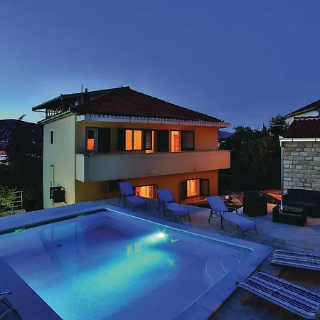 Svlazara Апартаменты